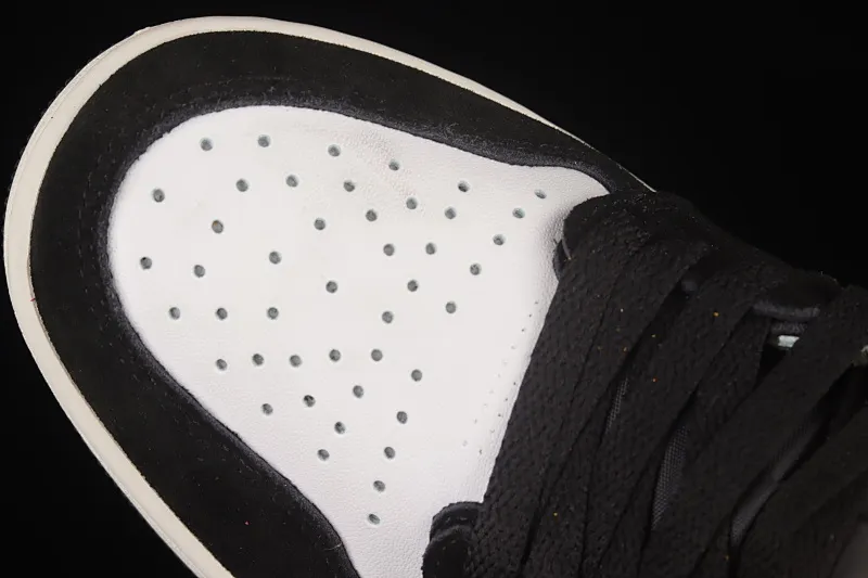 All categories Air Jordan Jordan series basketball shoes Air Jordan 1 High Air Jordan 1 Zoom CMFT AJ1 Joe 1 white, yellow and red color matching CT0978-016